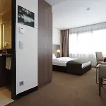 Intercityhotel 4*