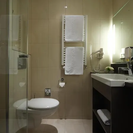 Hotel Intercityhotel 4*