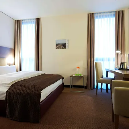 Intercityhotel 4*