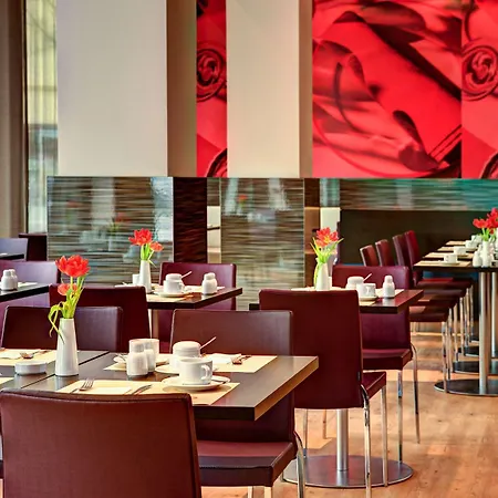 Hotel Intercityhotel 4*