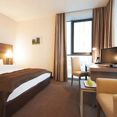 Intercityhotel Hotel 4*