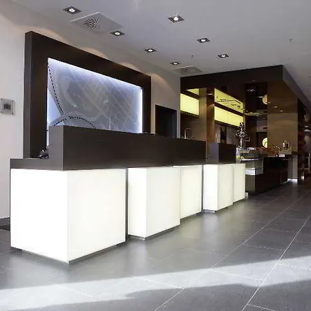 曼海姆城际酒店 酒店 4*