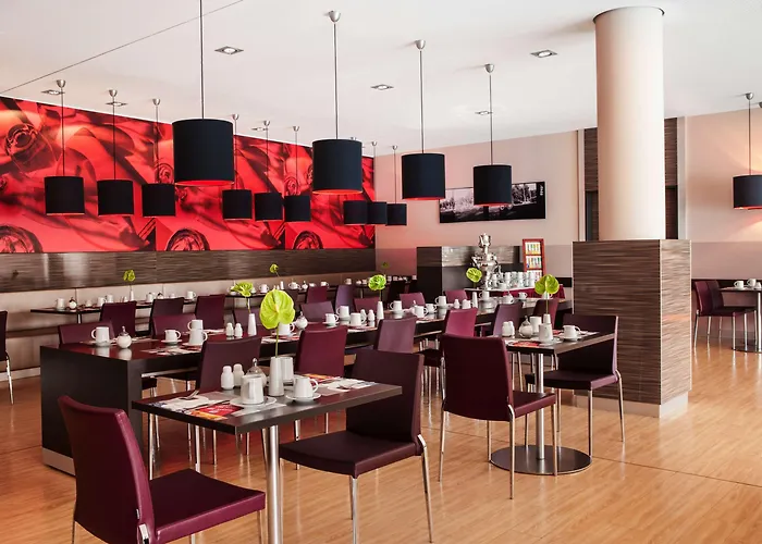 Hotel Intercityhotel 4*