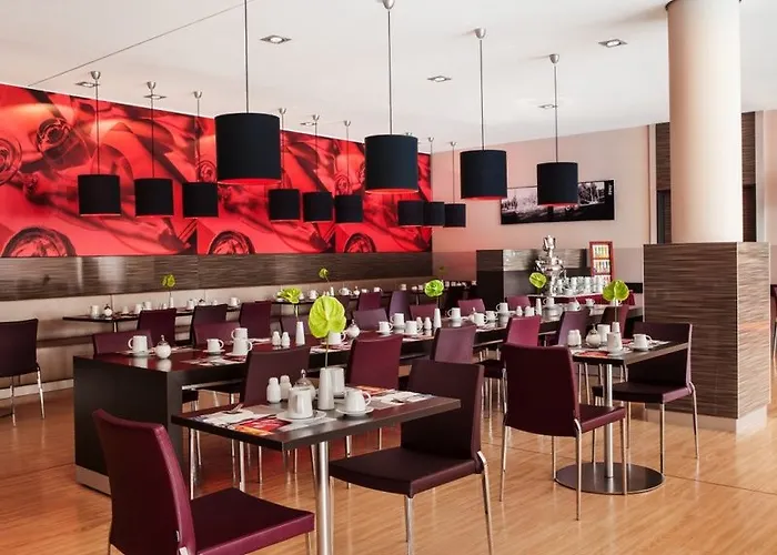 Hotel Intercityhotel 4*